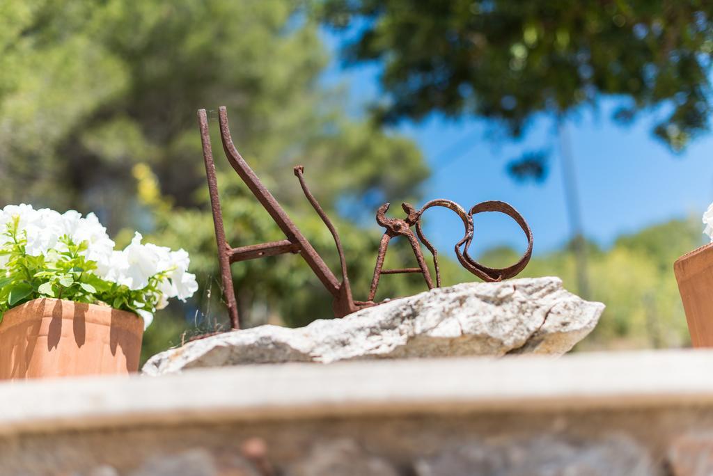 Es Pinar Villa อาลาโร ภายนอก รูปภาพ